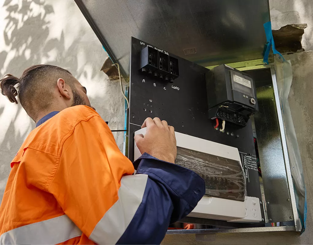ACCREDITED LEVEL 2 SERVICE PROVIDER TO SAFELY INSTALL SERVICE CONSUMER MAINS