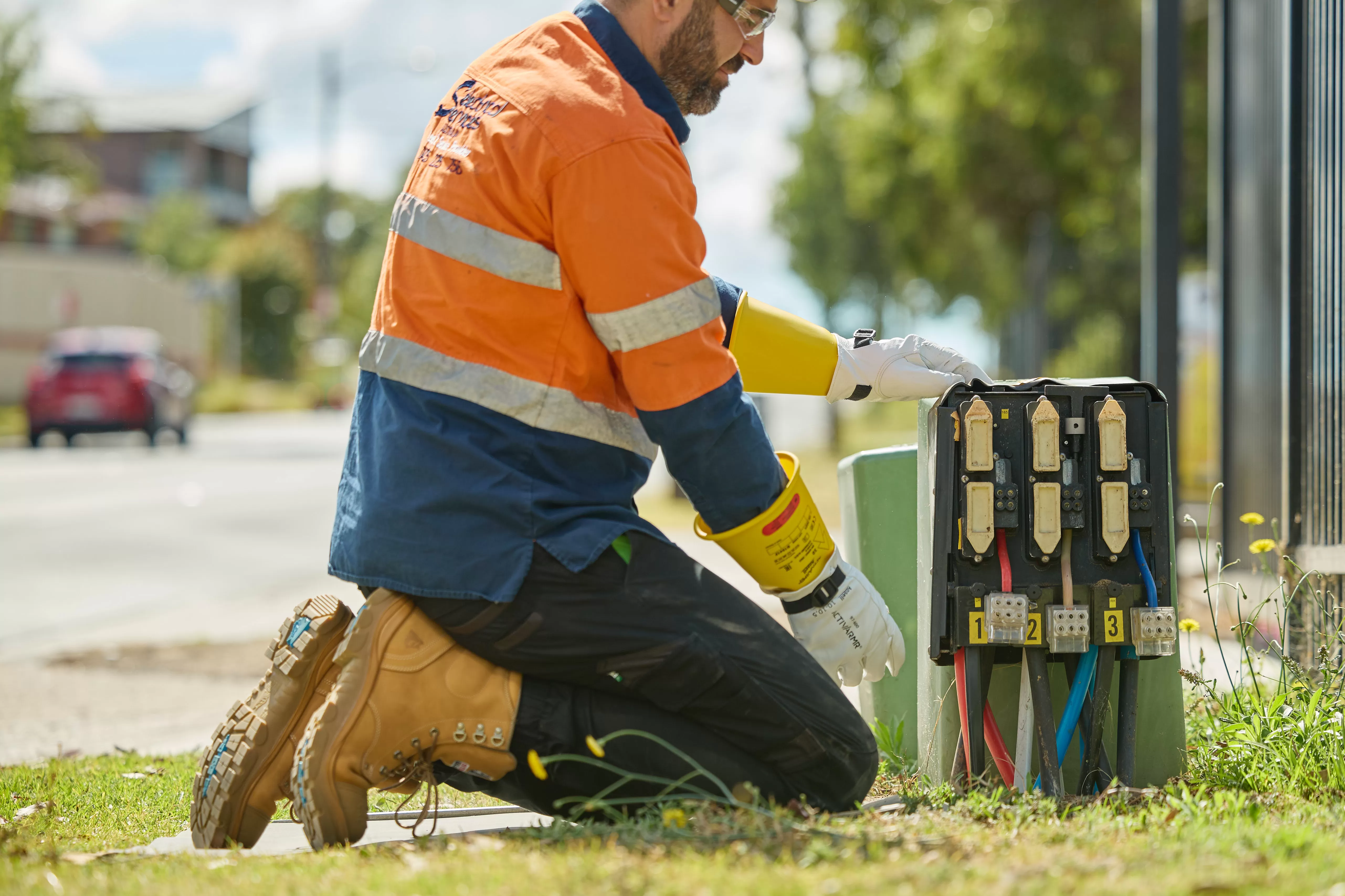 Phase-3 Power Electrician
